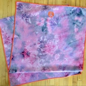 Manduka Yogitoes yoga 🧘‍♀️ mat towel